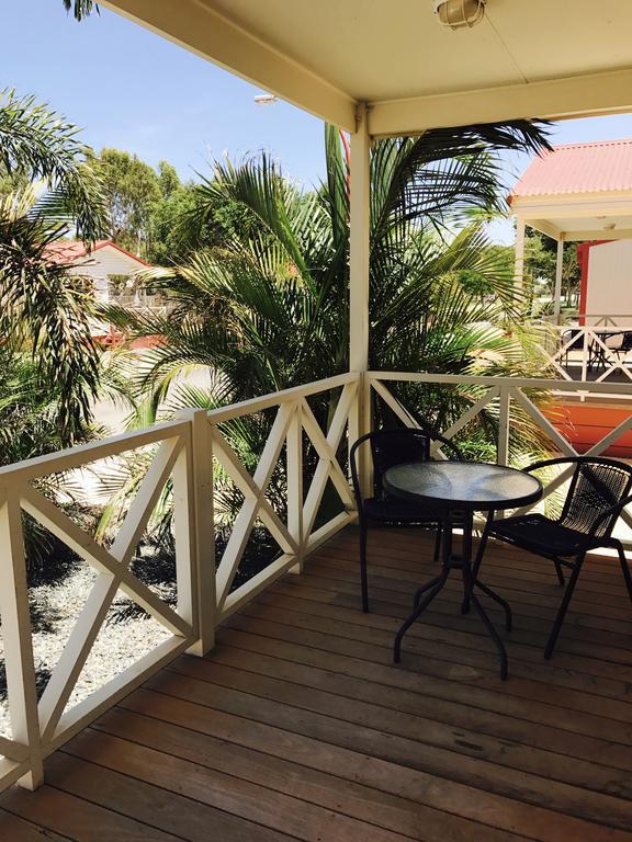 Outback Oasis Caravan Park Carnarvon Εξωτερικό φωτογραφία